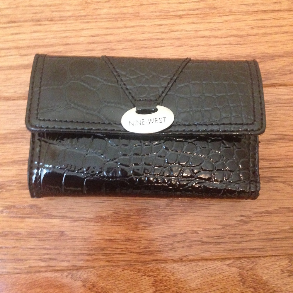Nine West Wallet Croc Patent Leather Black EUC!
